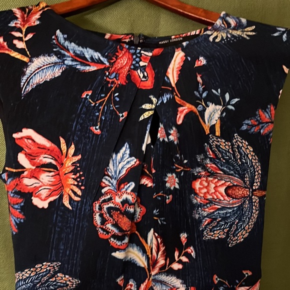 Maggy London jumper - Picture 3 of 4